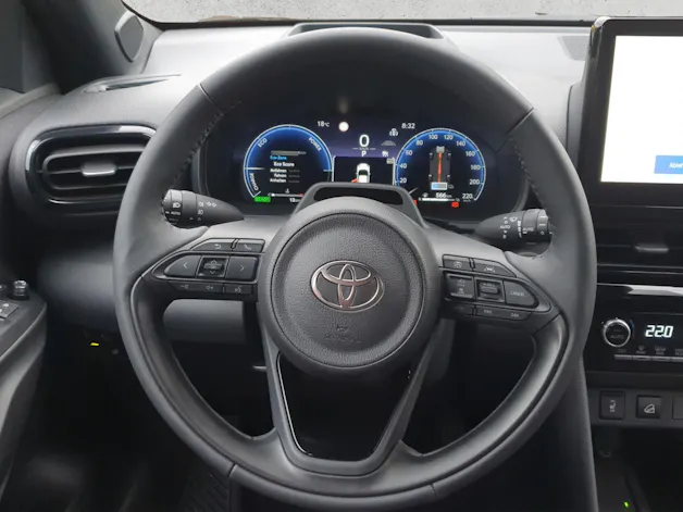 Toyota Yaris Cross 1.5 VVT-i HSD Premium AWD-i
