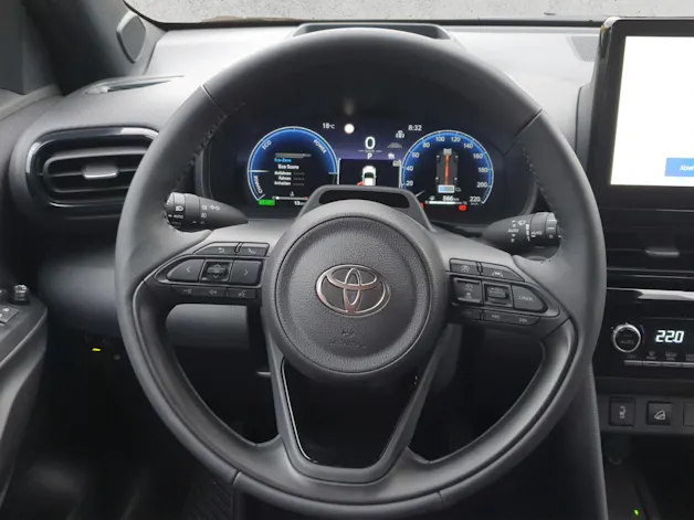 Toyota Yaris Cross 1.5 VVT-i HSD Premium AWD-i