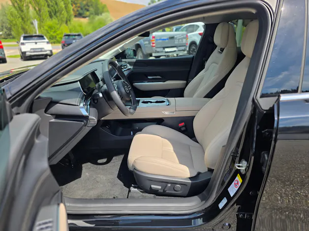 MAZDA 6e Takumi