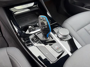 image du véhicule BMW iX3 E-Motor