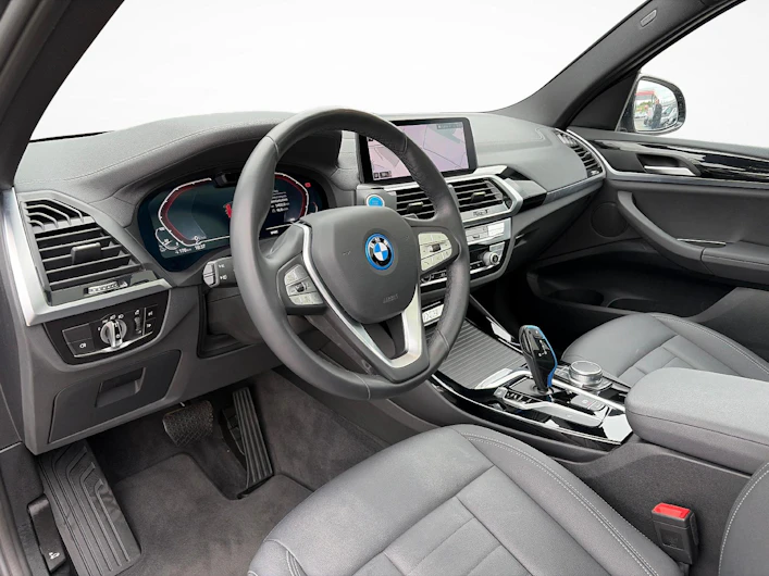 Fahrzeugbild BMW iX3