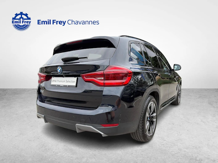 Fahrzeugbild BMW iX3