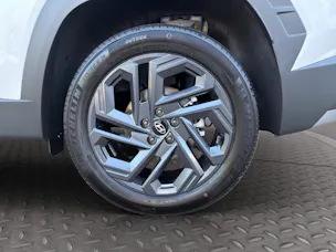 HYUNDAI Tucson 1.6 T-GDi HEV Origo Blackline 4WD