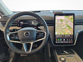 https://vehicle.imgix.net/4438761/53d559c0-1dde-487e-bf6a-ec9acb76058e.jpg