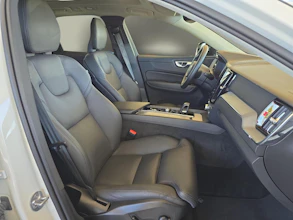 https://vehicle.imgix.net/4438762/5996afbb-2035-4c73-a0de-f5e9afd292db.jpg