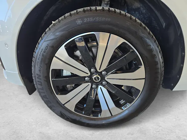 VOLVO XC60 2.0 T6 TE Plus Dark eAWD