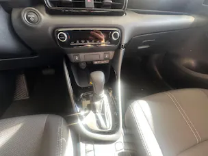 Toyota Yaris 1.5 VVT-i HSD Trend