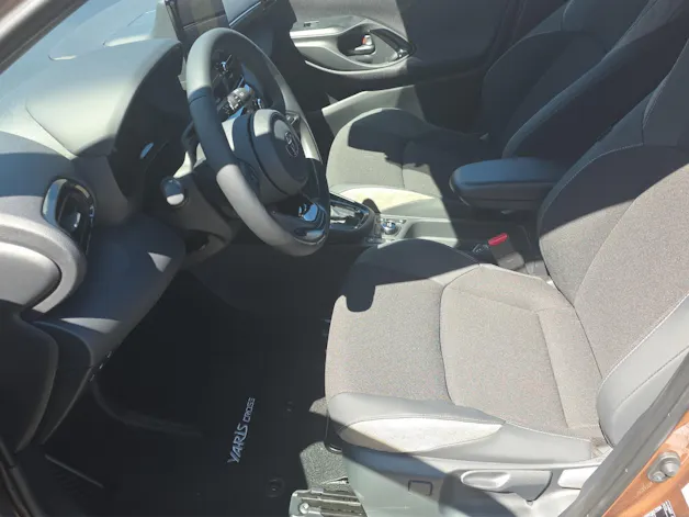 Toyota Yaris Cross 1.5 VVT-i HSD Premium AWD-i