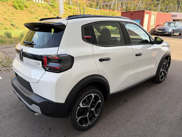 CITROEN C3 1.2 Hybrid Plus