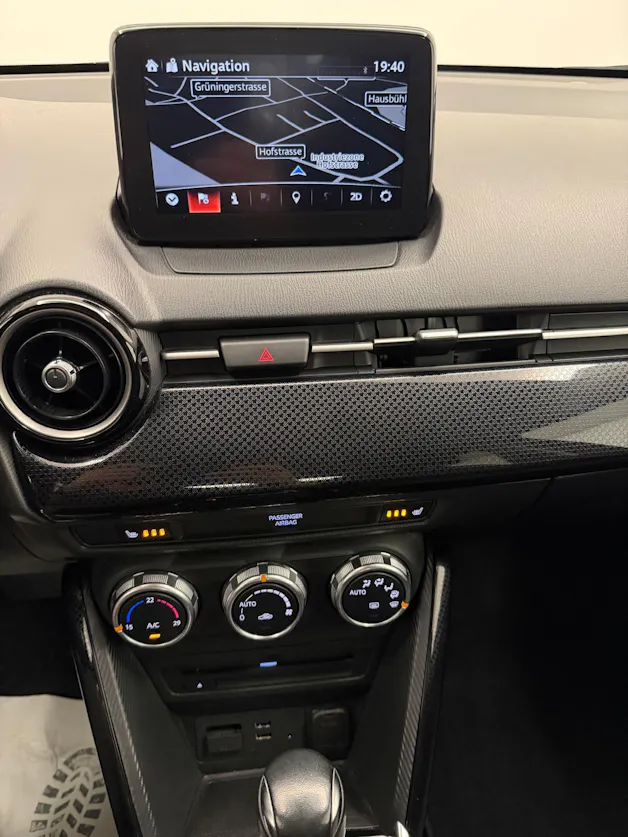 MAZDA 2 1.5 90 Ambition