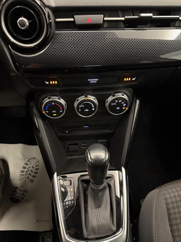 MAZDA 2 1.5 90 Ambition