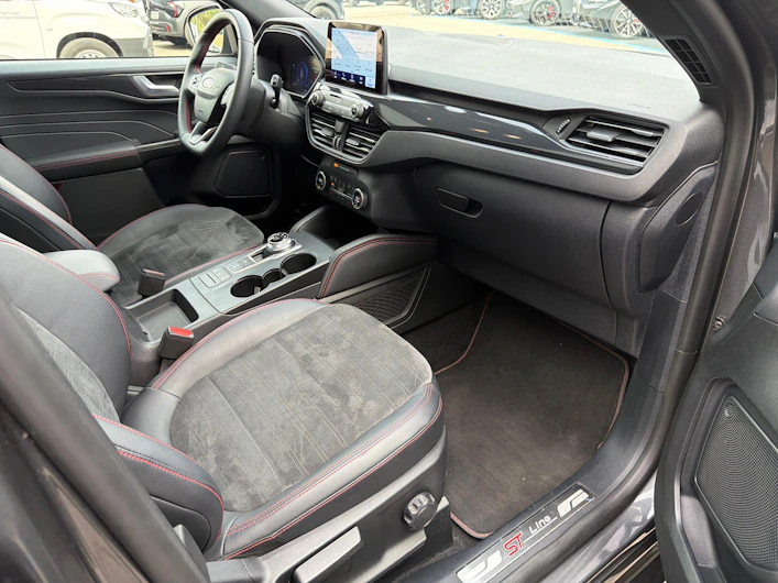image du véhicule FORD KUGA