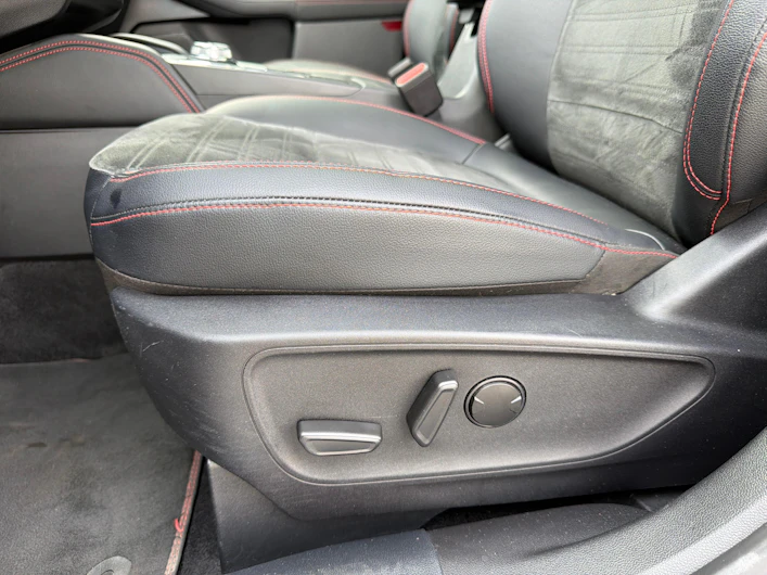 image du véhicule FORD KUGA