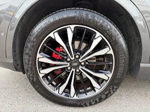 https://vehicle.imgix.net/4438826/90dc9bb1-0f8e-40a8-8691-d463a566d63b.jpg