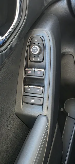 Subaru Crosstrek 2.0i e-Boxer Swiss Plus