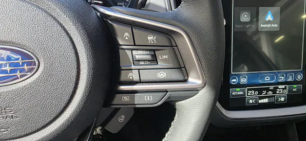 Subaru Crosstrek 2.0i e-Boxer Swiss Plus