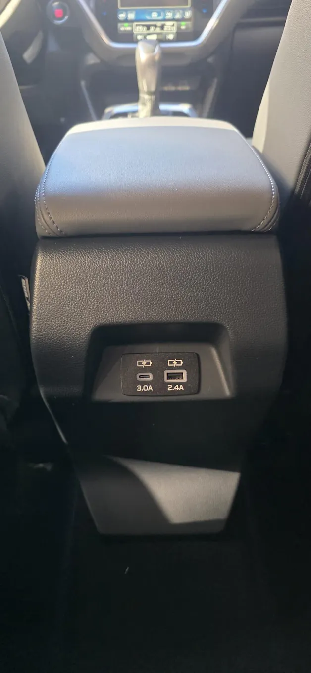 Subaru Crosstrek 2.0i e-Boxer Swiss Plus