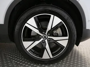 VOLVO XC40 P8 Twin Pro AWD