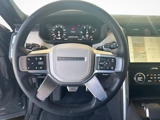 Land Rover Discovery 3.0 D I6 300 Metropolitan Edition