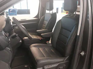 PEUGEOT Traveller Standard 2.0 BlueHDi 180 Business VIP S/S