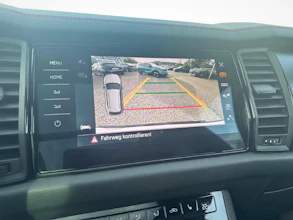 https://vehicle.imgix.net/4438877/d23bcd74-761c-4436-bc7d-73c2b6e8aea6.jpg