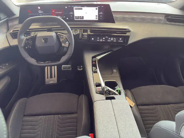 PEUGEOT 3008 1.2 Hybrid GT