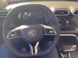MG ZS 1.5 Hybrid+ Luxury