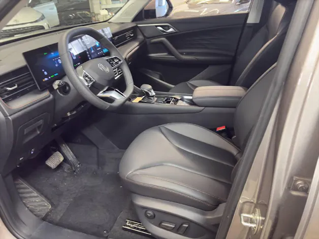 MG HS 1.5 Hybrid Luxury