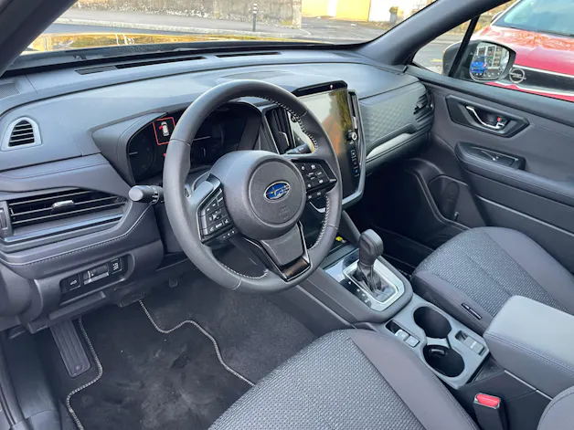 Subaru Forester Station 2.0i e-Boxer Swiss Plus