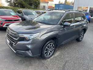 Subaru Forester Station 2.0i e-Boxer Swiss Plus