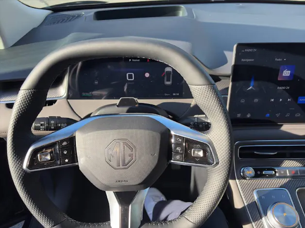 MG S6 EV 77 kWh Luxury 4WD