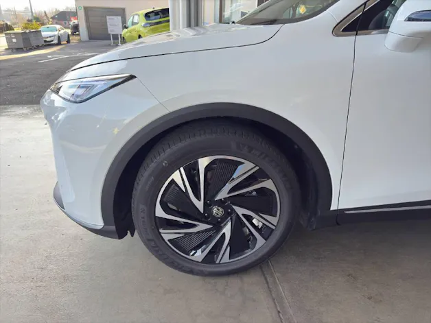 MG S6 EV 77 kWh Luxury 4WD