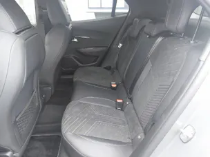 PEUGEOT 2008 1.2 Hybrid 145 GT
