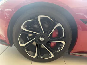 MG Cyberster 77kWh 4WD