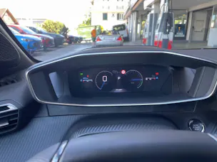 PEUGEOT 208 1.2 Hybrid 145 GT