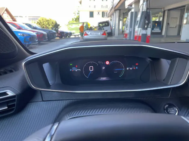 PEUGEOT 208 1.2 Hybrid 145 GT