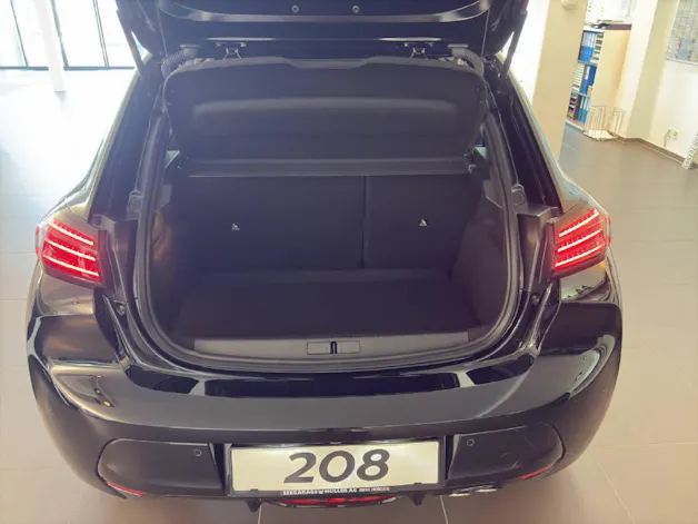 PEUGEOT 208 1.2 Hybrid 145 GT