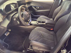 PEUGEOT 208 1.2 Hybrid 145 GT