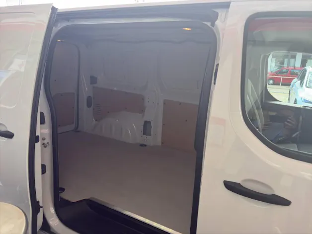 PEUGEOT Expert Kaw. Standard 2.2 BlueHDi 150 S/S