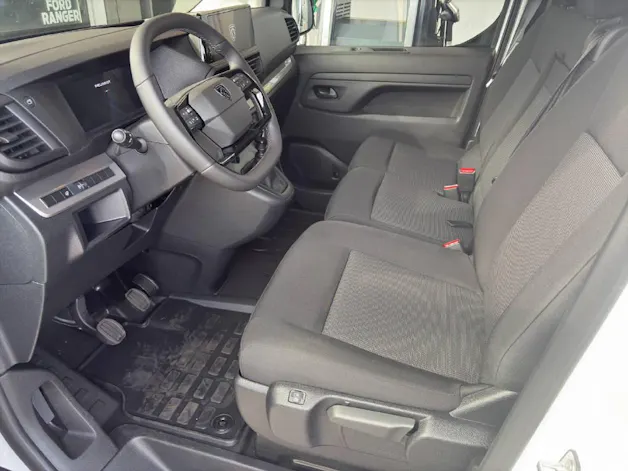 PEUGEOT Expert Kaw. Standard 2.2 BlueHDi 150 S/S
