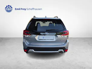 Subaru Forester Station 2.0i e-Boxer Swiss Plus