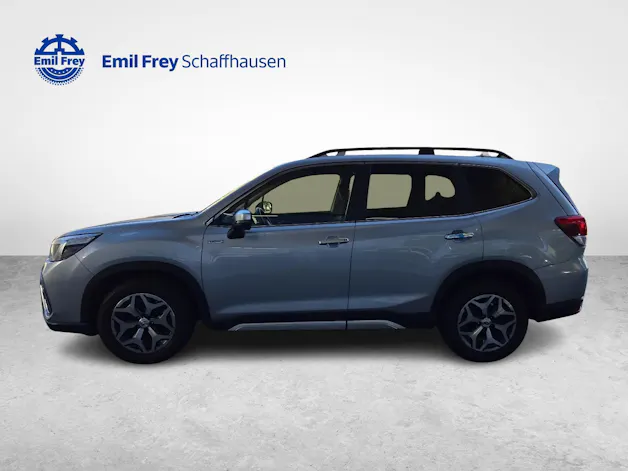 Subaru Forester Station 2.0i e-Boxer Swiss Plus
