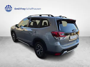 Subaru Forester Station 2.0i e-Boxer Swiss Plus