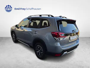 Subaru Forester Station 2.0i e-Boxer Swiss Plus