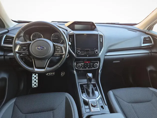 Subaru Forester Station 2.0i e-Boxer Swiss Plus