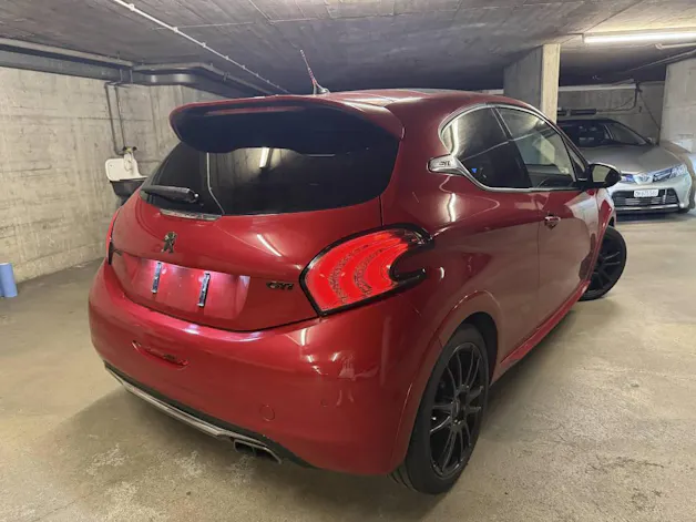 PEUGEOT 208 1.6 Turbo GTi