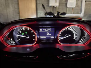 PEUGEOT 208 1.6 Turbo GTi