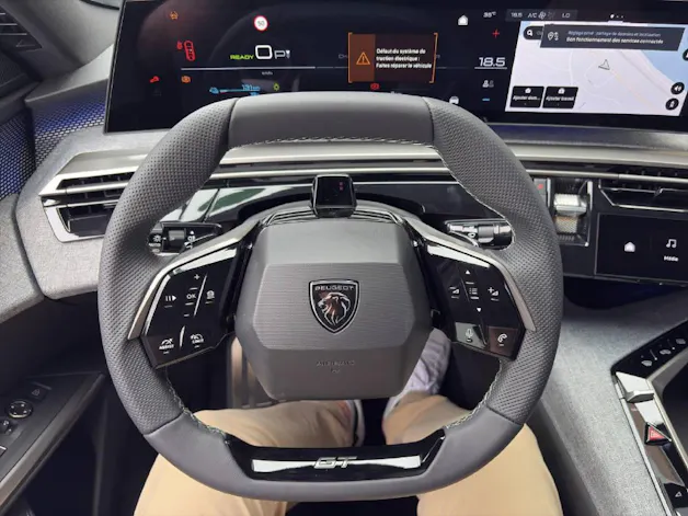 PEUGEOT 3008 long range e-GT Exclusive