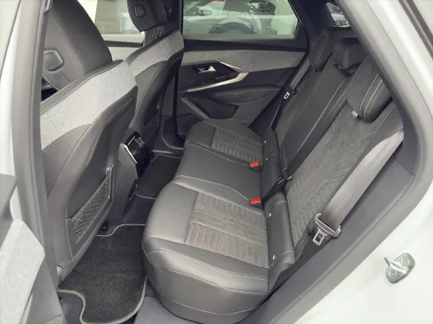 PEUGEOT 3008 long range e-GT Exclusive