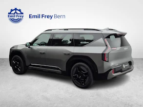 https://vehicle.imgix.net/4438961/5846bbb0-8e59-444e-804d-4d11fbfd67ae.jpg